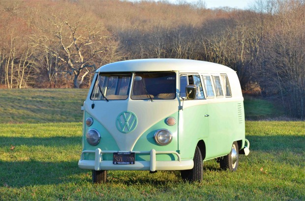 Chloe, the VW PhotoBUS is ready to rent for Weddings, and events of all kinds anywhere in CT, RI, MA or the Hamptons.